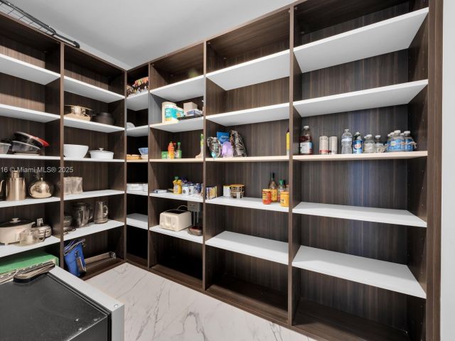 Apartment for sale  Unit #LPH914 - photo 6604160