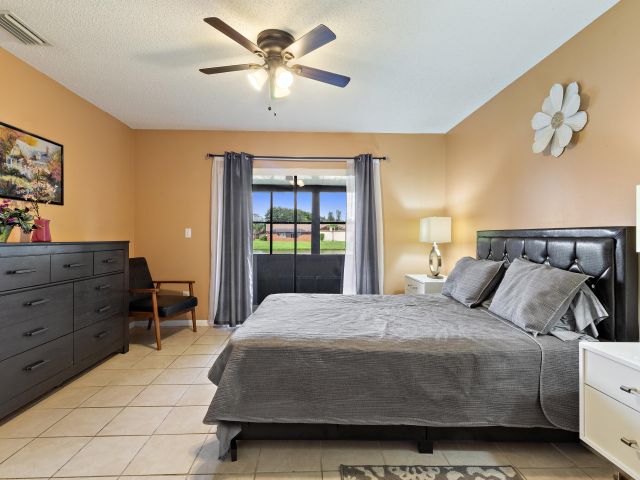 Home for rent at 1315 Summit Run Circle - photo 6592337