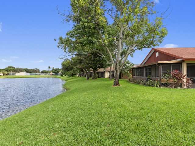 Home for rent at 1315 Summit Run Circle - photo 6592343