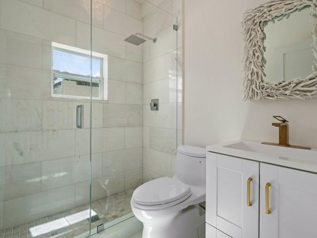 Home for rent at 224 10th Street - photo 6666667