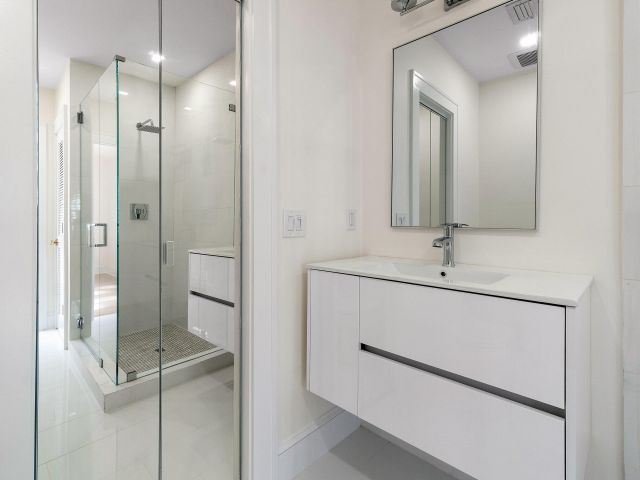 Home for rent at 224 10th Street - photo 6666670