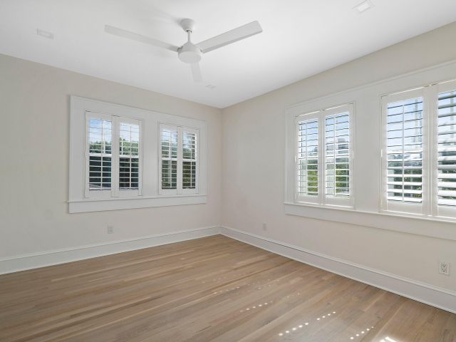 Home for rent at 224 10th Street - photo 6666672