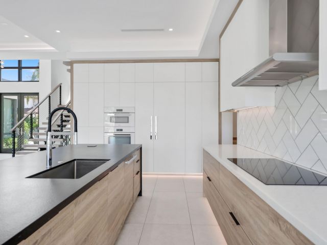 Home for sale at 933 Allamanda Drive - photo 6639854