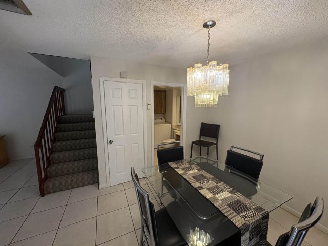 Home for rent at 2950 SW 22nd Circle 4a - photo 6595138