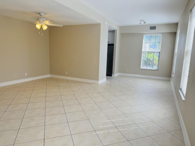 Home for rent at 507 M Street - photo 6659598