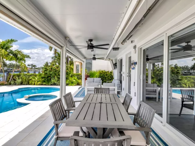 3-bedroom home for rent in Pompano Beach - 2005 N Riverside Drive - MondialRealty