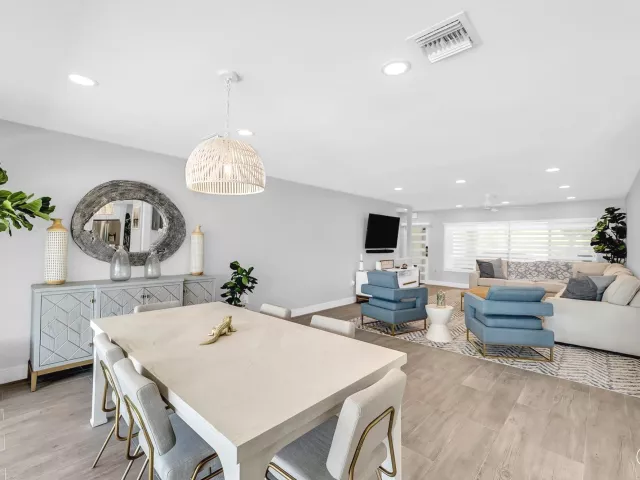 3-bedroom home for rent in Pompano Beach - 2005 N Riverside Drive - MondialRealty