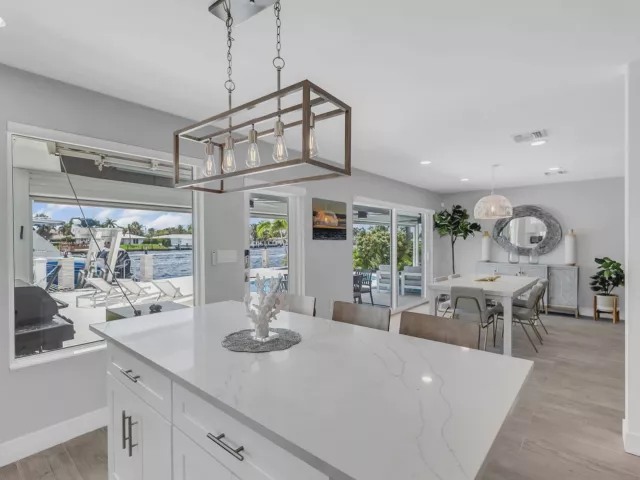 3-bedroom home for rent in Pompano Beach - 2005 N Riverside Drive - MondialRealty