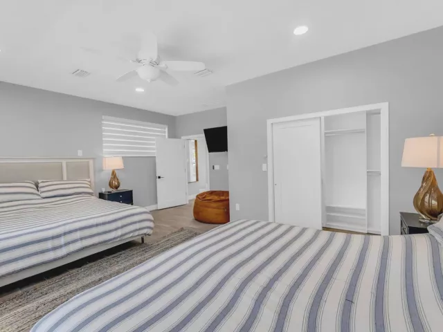 3-bedroom home for rent in Pompano Beach - 2005 N Riverside Drive - MondialRealty
