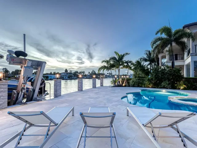 3-bedroom home for rent in Pompano Beach - 2005 N Riverside Drive - MondialRealty