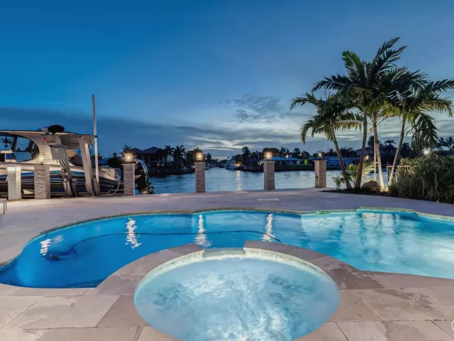 3-bedroom home for rent in Pompano Beach - 2005 N Riverside Drive - MondialRealty