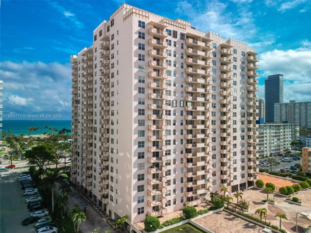 1-bedroom condo for sale in Hallandale Beach - 1865 S Ocean Dr 16B - MondialRealty