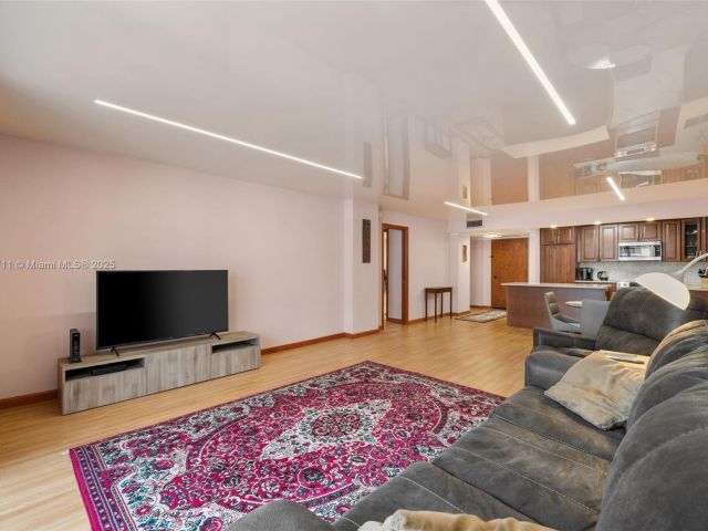 1-bedroom condo for sale in Hallandale Beach - 1865 S Ocean Dr 16B - MondialRealty