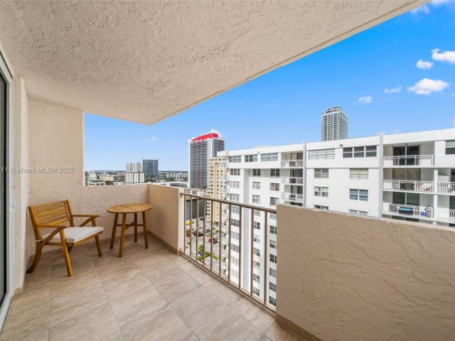 1-bedroom condo for sale in Hallandale Beach - 1865 S Ocean Dr 16B - MondialRealty