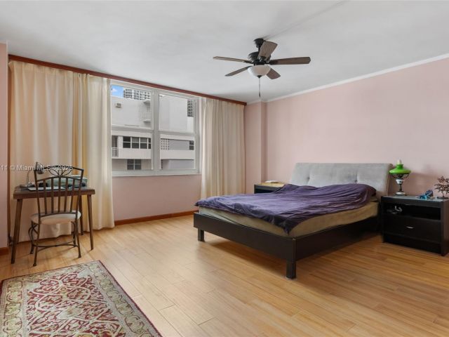 1-bedroom condo for sale in Hallandale Beach - 1865 S Ocean Dr 16B - MondialRealty