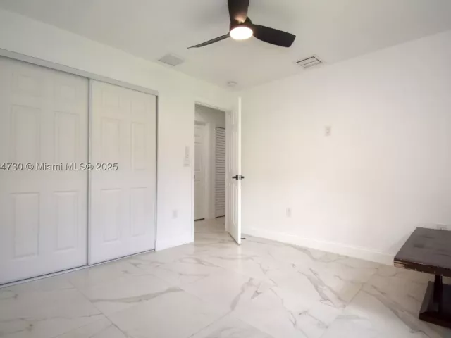 4-bedroom home for sale in Fort Lauderdale - 830 NW 19th Ter - MondialRealty
