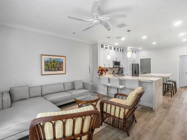 Home for rent at 65 SE 5th Avenue B - photo 6594831