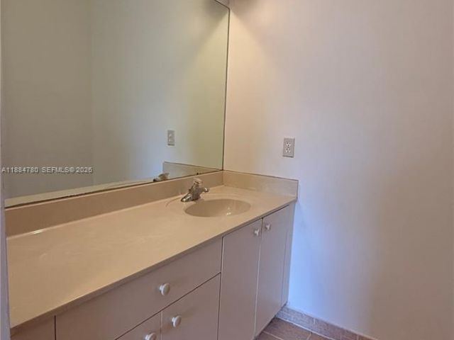 3-bedroom home for rent in Miami - 11240 SW 230th Ter 11240 - MondialRealty