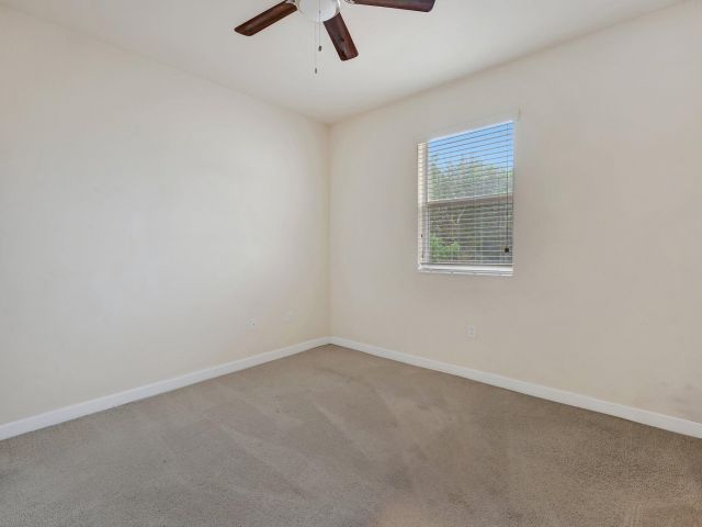 Home for rent at 9480 SW 171st Avenue - photo 6627455