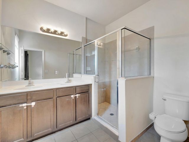 Home for rent at 9480 SW 171st Avenue - photo 6627459