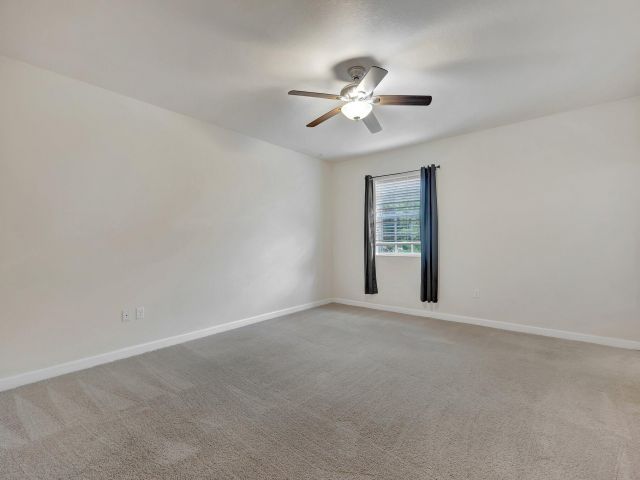 Home for rent at 9480 SW 171st Avenue - photo 6627464