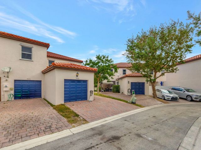 Home for rent at 9480 SW 171st Avenue - photo 6627465