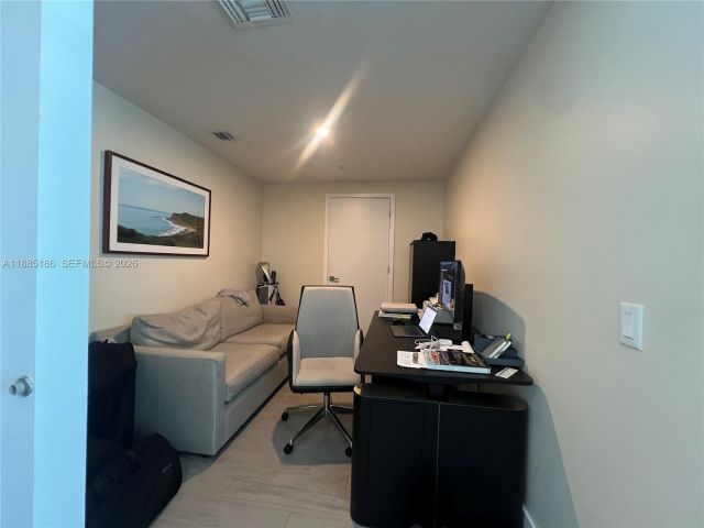 Apartment for sale  Unit #2206 - photo 6580754