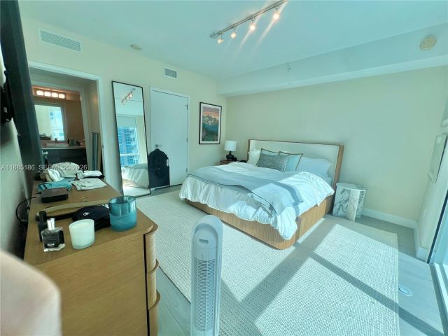 Apartment for sale  Unit #2206 - photo 6580761