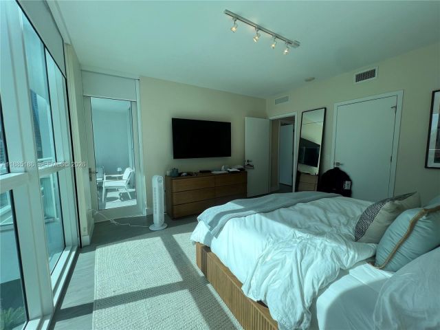 Apartment for sale  Unit #2206 - photo 6580763