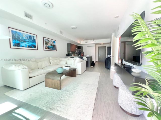 Apartment for sale  Unit #2206 - photo 6580769