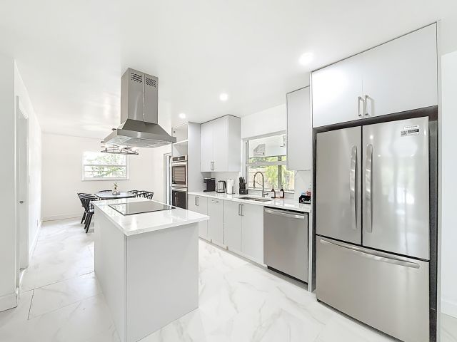 Home for rent at 635 Kingbird Circle - photo 6595065