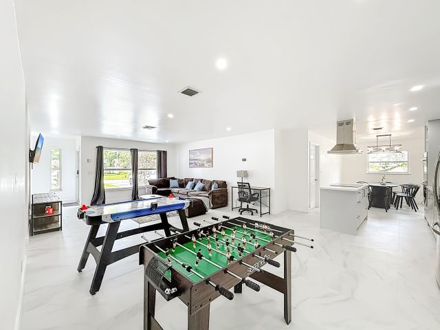 Home for rent at 635 Kingbird Circle - photo 6595066