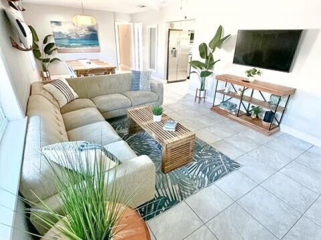 Home for rent at 325 SW 4th Avenue - photo 6594969