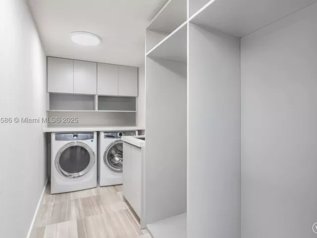 2-bedroom condo for sale in Miami Beach - 4701 N Meridian Ave 222 - MondialRealty