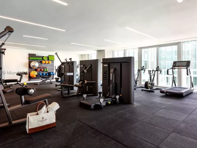 2-bedroom condo for sale in Miami Beach - 4701 N Meridian Ave 222 - MondialRealty