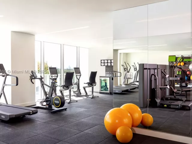 2-bedroom condo for sale in Miami Beach - 4701 N Meridian Ave 222 - MondialRealty
