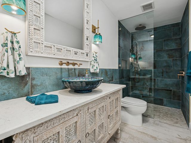 Home for sale at 8 Woodbrook Circle - photo 6634250