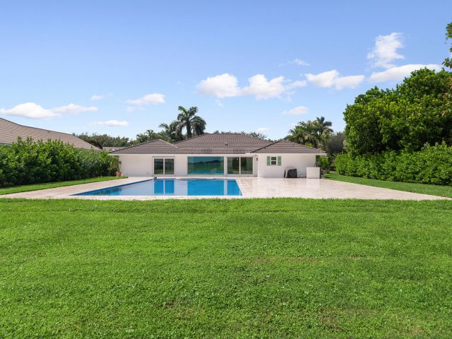 Home for sale at 8 Woodbrook Circle - photo 6634258