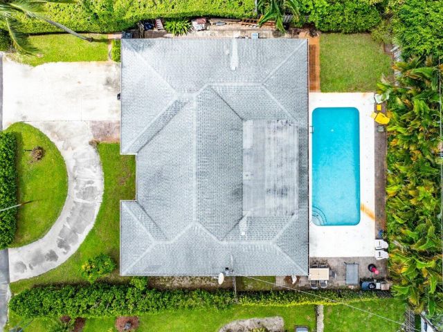 Home for rent at 15 NE 18th Street - photo 6594988