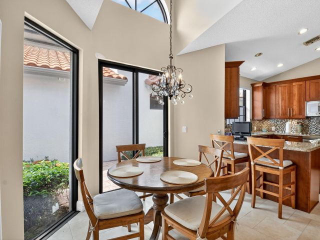 Home for rent at 5850 NW 21st Avenue - photo 6602258