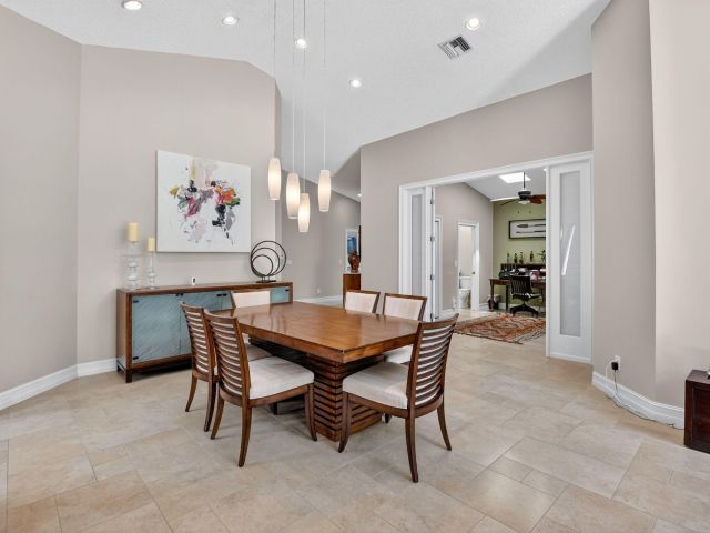 Home for rent at 5850 NW 21st Avenue - photo 6602268