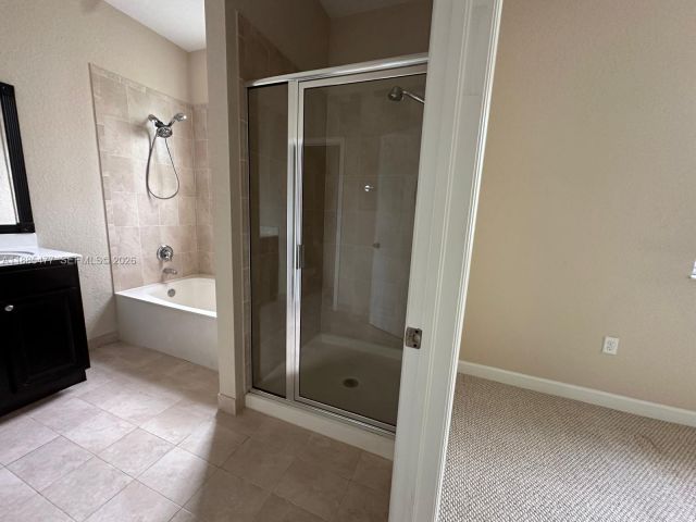 3-bedroom home for rent in Miami - 1026 NE 207th Ter 1026 - MondialRealty