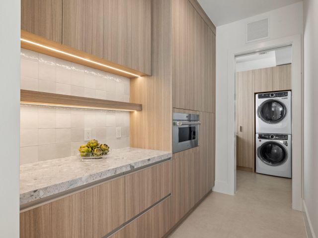 Home for sale at 812 Palm Trail - photo 6678564