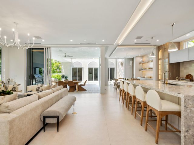 Home for sale at 812 Palm Trail - photo 6678576