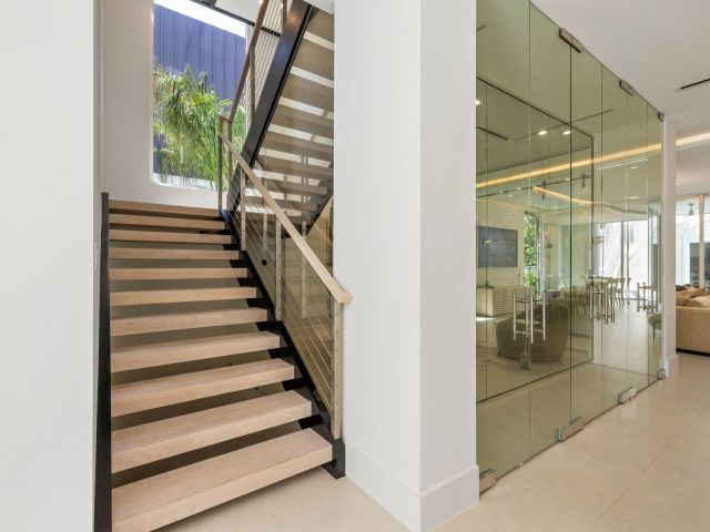 Home for sale at 812 Palm Trail - photo 6678580