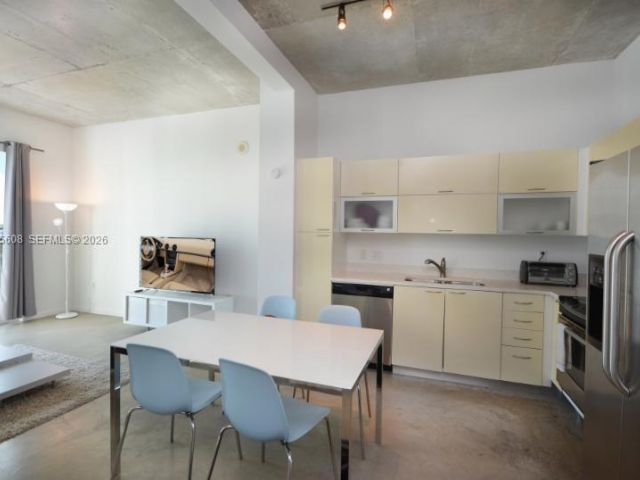 Apartment for rent  Unit #LPH09 - photo 7441720