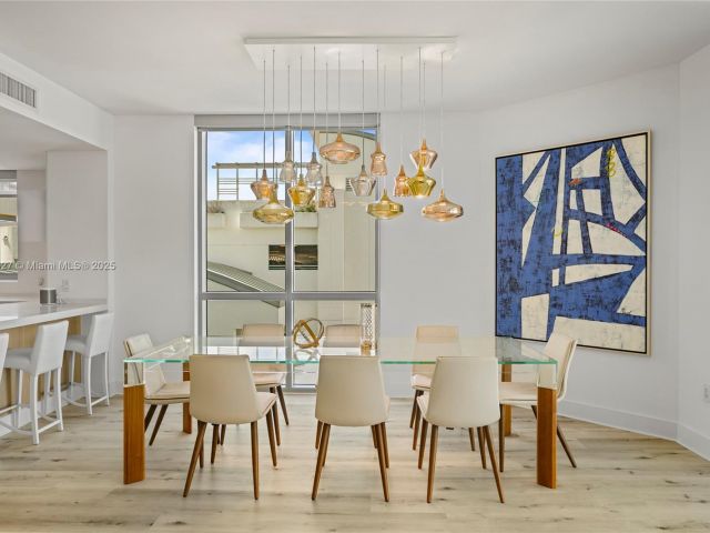 Apartment for sale  Unit #401 - photo 6663585