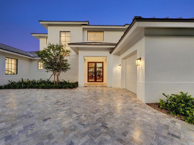 Home for sale at 3205 Beacon Street - photo 6582499