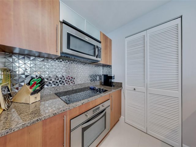 Apartment for sale  Unit #T-3312 - photo 6582231