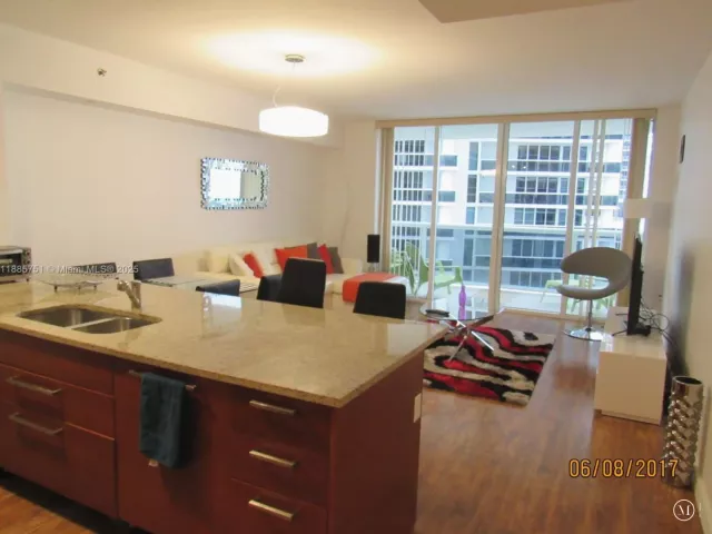 1-bedroom condo for rent in Hallandale Beach - 1830 S Ocean Dr 1509 - MondialRealty